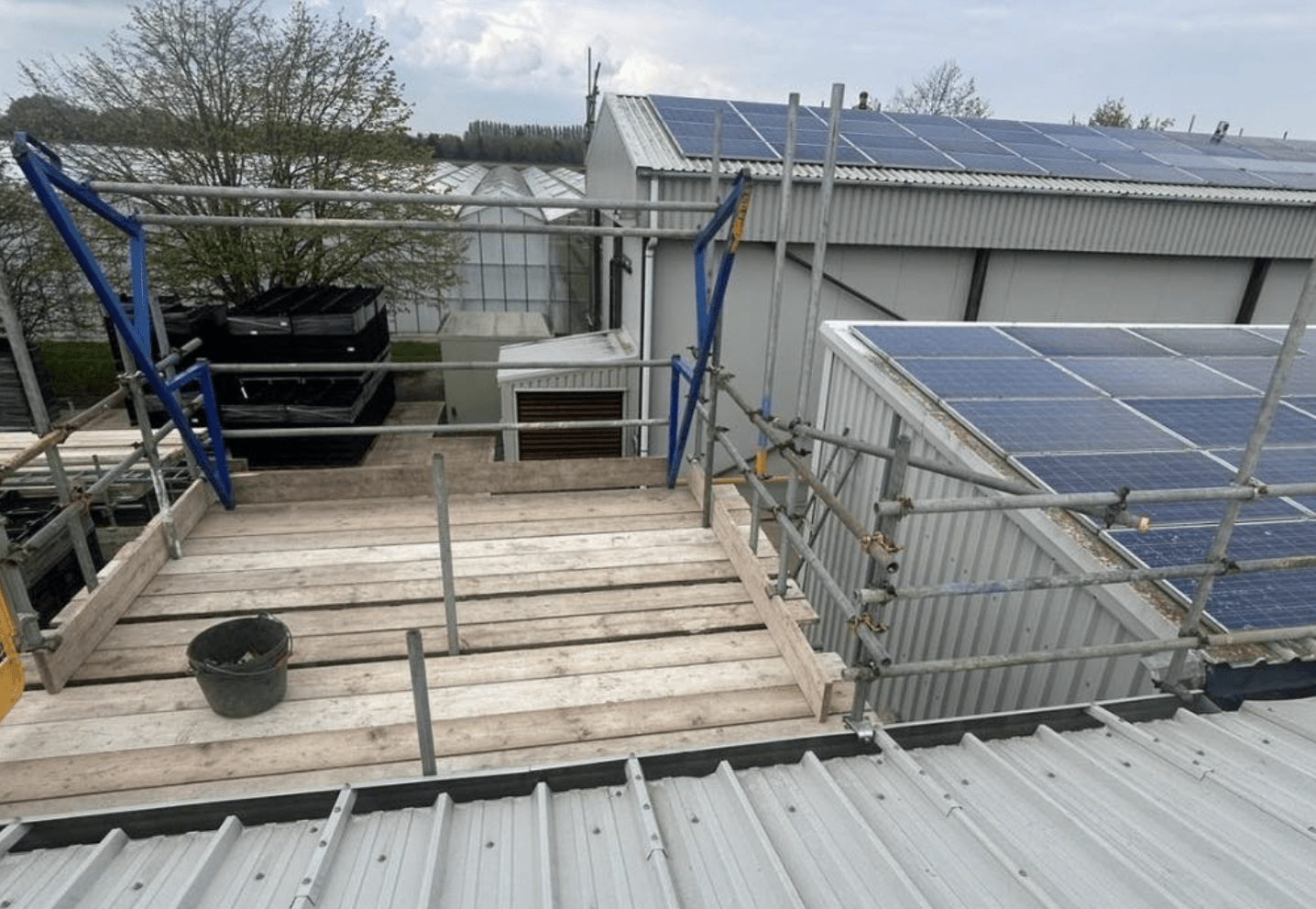 commercial scaffolding in Cambridge