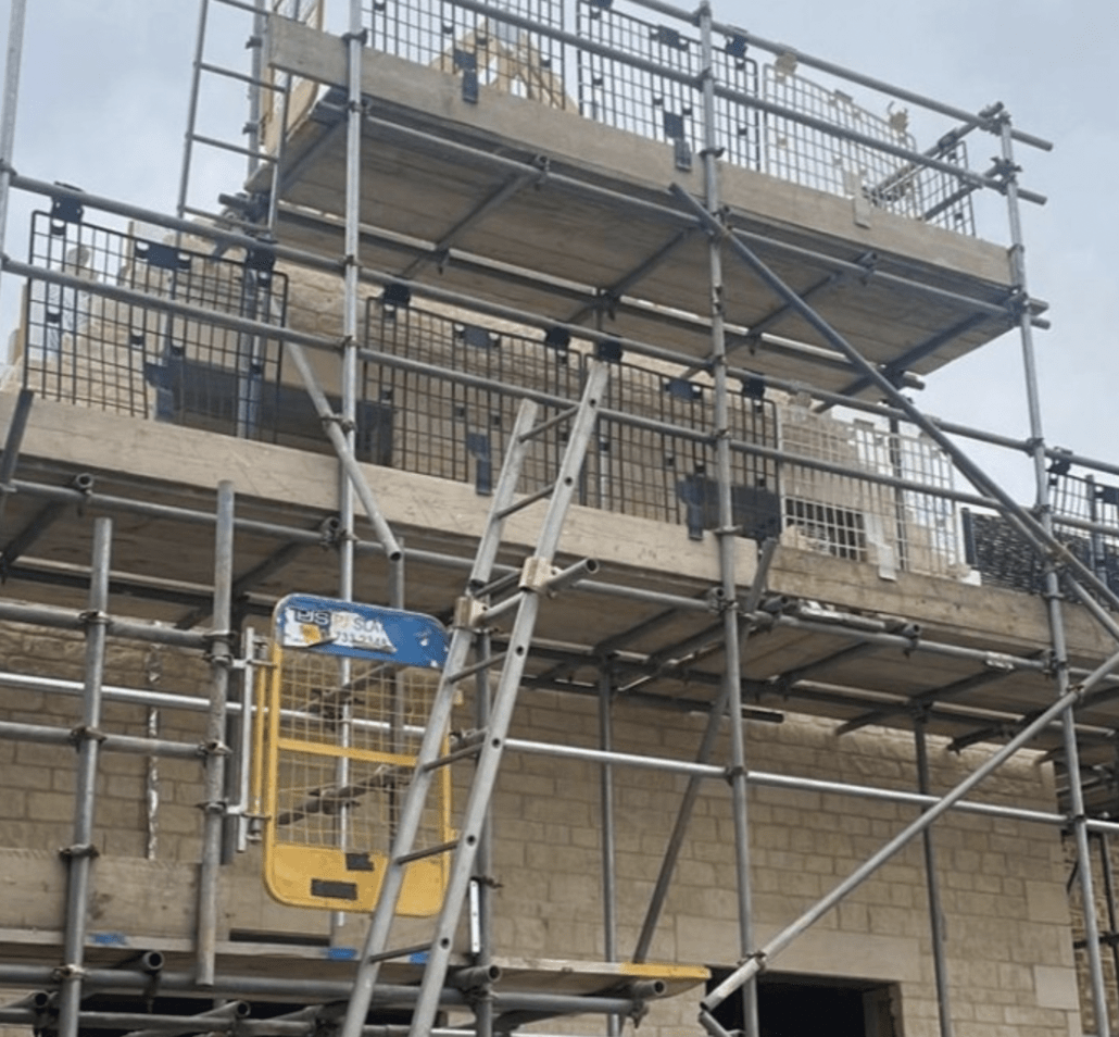 commercial scaffolding in Cambridge